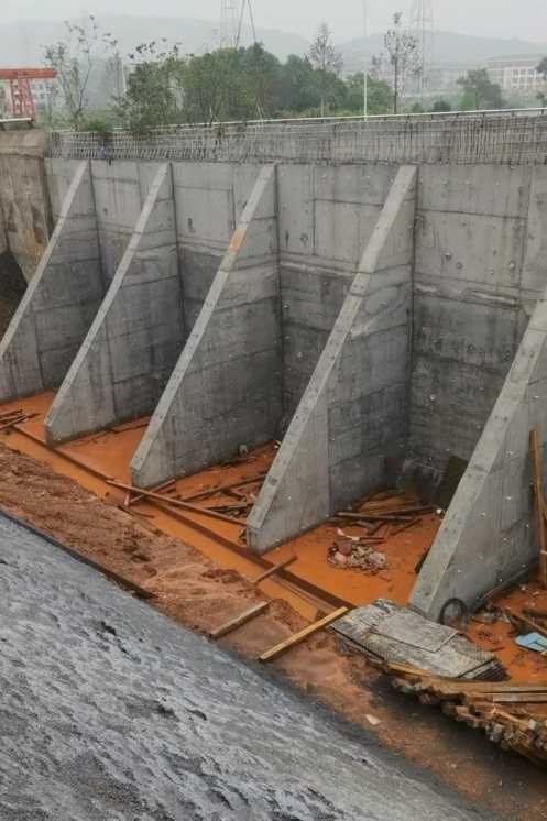盐城建湖县锚杆式挡土墙